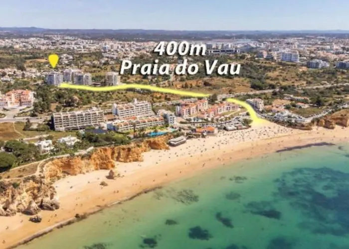 Cozy Apartment With Seaview 300M From The Beach