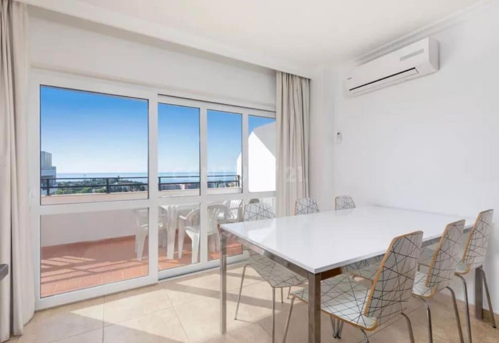 Cozy With Seaview 300m From The Apartment *